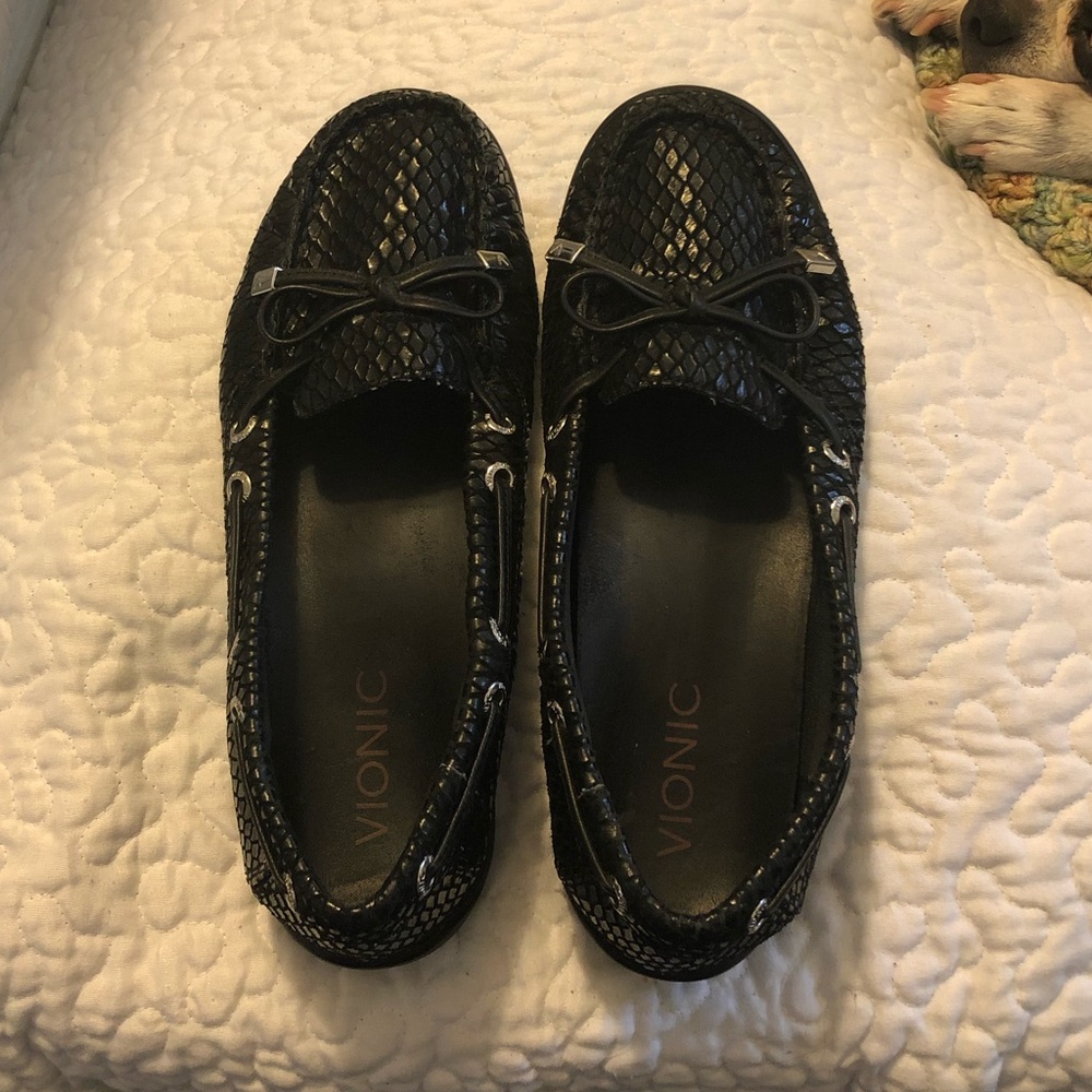 Vionic Black Snakeskin "Kendall" Boat Shoes